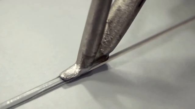 Горячая сварка шва линолеума