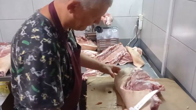разделка свининой туши