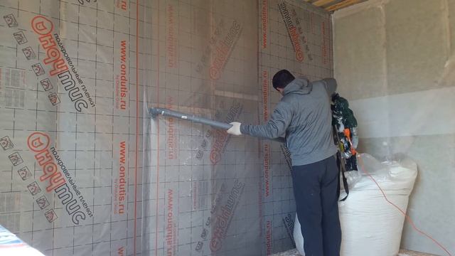 Утепление дома крошкой пенопласта.