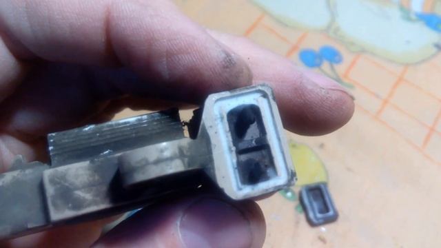 Щеточный узел генератора Daewoo Nexia Проверка регулятор напряжения