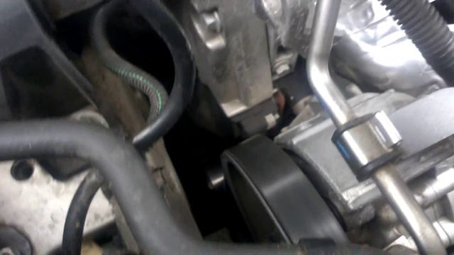 Рено Логан 1.6 Шум на холодном двигателе