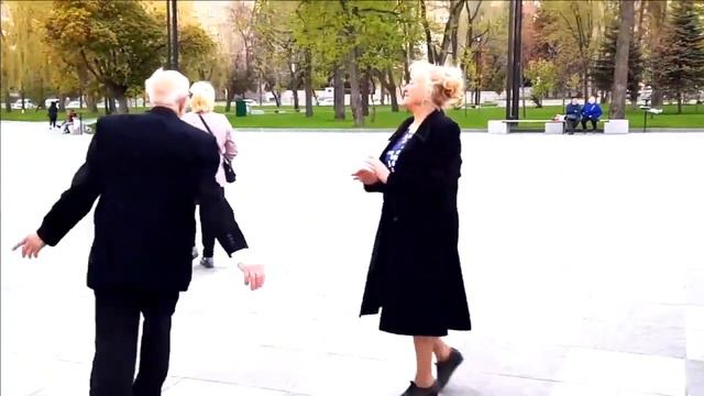 ТЫ НА ЗВОНКИ НЕ ОТВЕЧАЛ...КАК БУДТО ДОМА НЕТ #dance #kharkiv