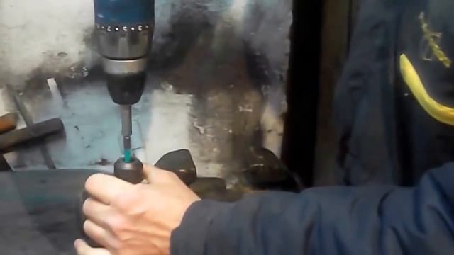 Снятие патрона с дрели