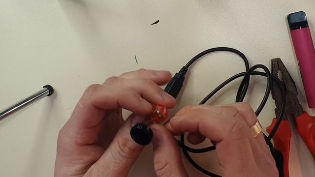 КАК ЗАРЯДИТЬ ОДНОРАЗКУ / САМЫЙ ЛЕГКИЙ СПОСОБ ЗАРЯДИТЬ ОДНОРАЗКУ / КАК ЗАРЯДИТЬ ELF BAR / HQD