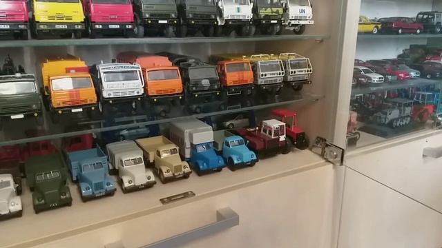 Обзор всей коллекции масштабных автомобилей 1:43