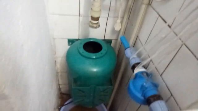 очень часто включается реле давления води причина