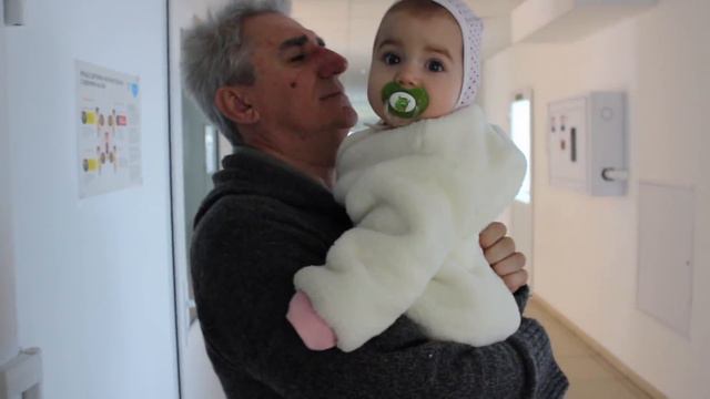 VLOG Алиса едет в тележке. УЗИ. Лисенку 7 месяцев. Ура, эпицентр! )