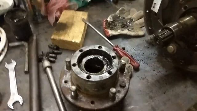 УАЗ 31512 моя история #53 как снять поворотный кулак УАЗ