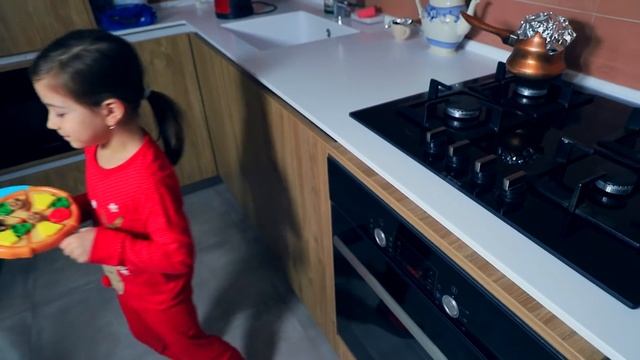 Эмилюша Как Мама для Куклы Luvabella