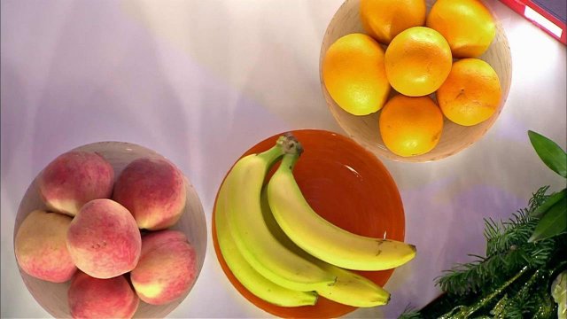 Бананы. Что в них полезного? Жить здорово! Фрагмент выпуска от 23.12.2015