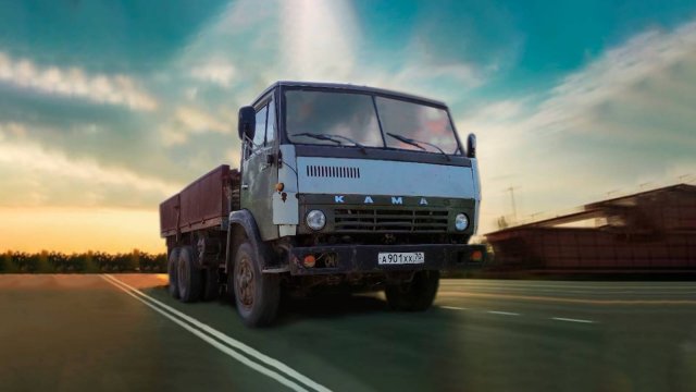 На трассу спустя 10 лет простоя! Дорожные приключения на старом Камазе.