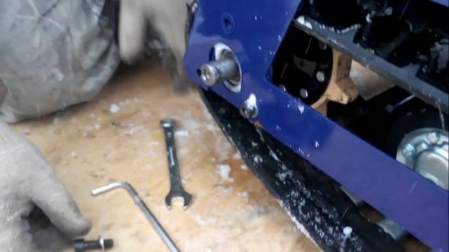 Защита цепи на мотобуксировщике Бурлак М