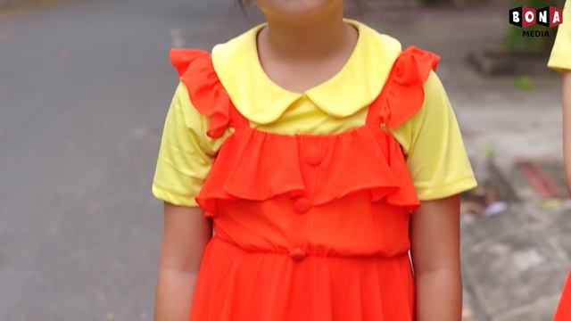 Baby Doll Is New Student In Disney Princess School - Funny Stories About Baby Doll Family