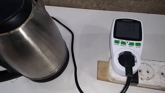 А Вы Знаете Сколько ЖРЕТ ВаШ Чайник??? Мощность. Ампер. Сколько КилоВатт в час.