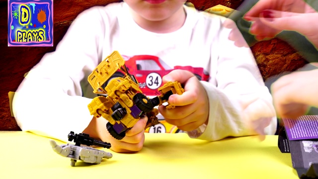 Трансформеры машинки роботы! Распаковка трансформера десептикона Swindle!