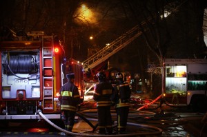 Пожар на складе в деревне Саларьево в Новой Москве