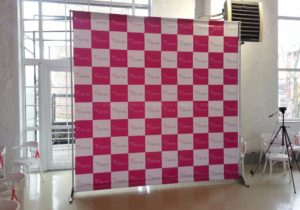 Однотрубный Brand Wall