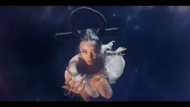 Символика и сбывшиеся предсказания в новом клипе Doja Cat и The Weeknd на песню You Right