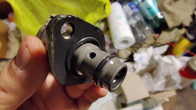 Pajero IV глохнет на холостом ходу. Замена клапана ТНВД на двигателе 4m41.