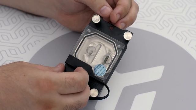 Установка водоблока EK-Classic на сокет AMD AM4