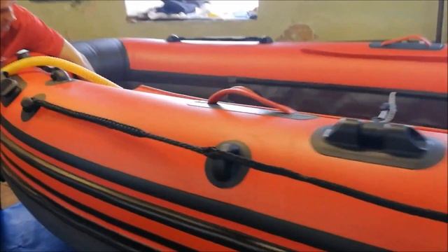 Лодка ПВХ Риф Скат Тритон 350 НДНД Красно-серая