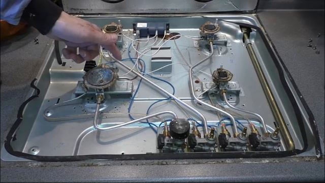Не работает электророзжиг газовой плиты. Все причины.
