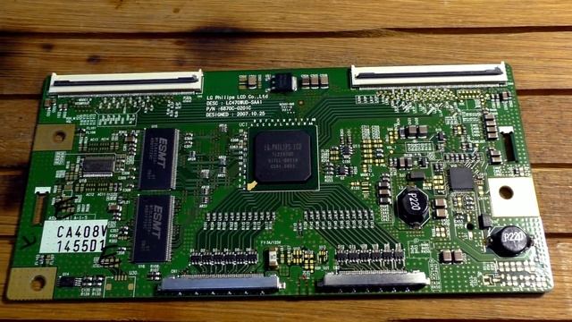 У телевизора Philips периодически пропадает изображение.