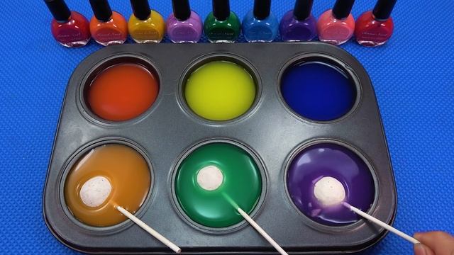 Приятное видео о том, как приготовить лак для ногтей Playdoh Candy с помощью цветного лотка ASMR