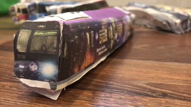 Элекстрички, трамваи и поезда метро с сайта «Бумажный троллейбус»