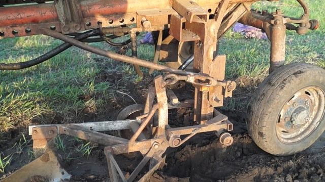плуг на трактор т16 (часть1)