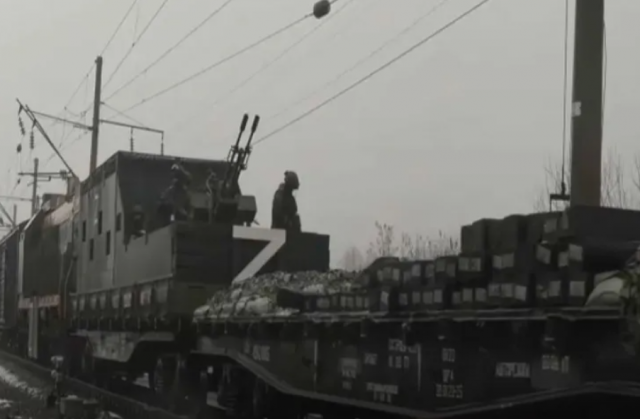 Бронированная крепость: как работает новейший бронепоезд РФ в зоне СВО