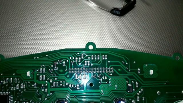 Не работает комбинация приборов Лада Калина