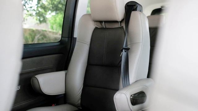 Mercedes-Benz Metris Explorer Van