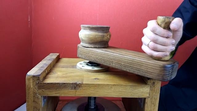 ЛУЧШАЯ РУЧНАЯ МЕЛЬНИЦА НА КАМЕННЫХ ЖЕРНОВАХ С РЕГУЛИРОВКОЙ ПОМОЛА