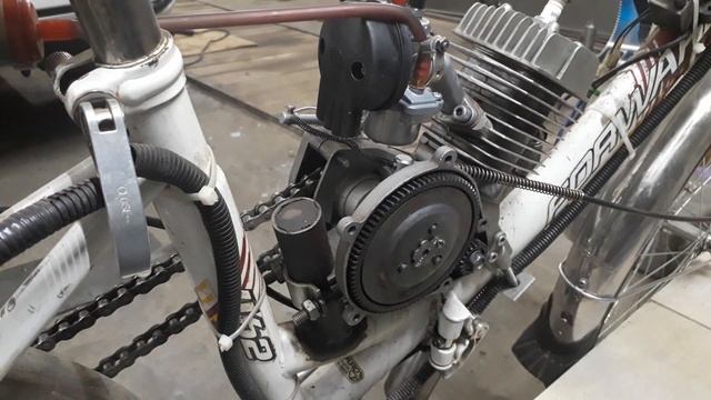 КАК Я ОБСЛУЖИВАЮ УЗЕЛ СЦЕПЛЕНИЯ НА ВЕЛОМОТОРЕ F50