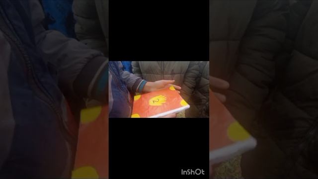 2_5366294480796268983.mp4