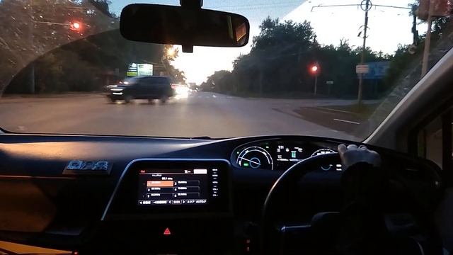 Тойота Сиента гибрид, разгон до 100 км