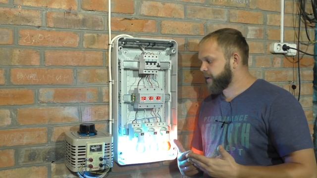 Трехфазное реле напряжения Digitop VP-3F-63A. Защита от обрыва нуля