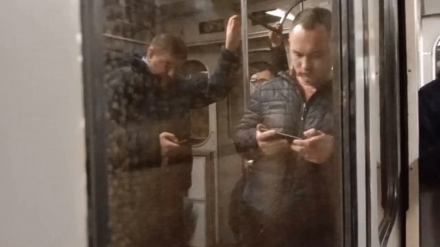Київське МЕТРО. Сирець - Червоний Хутір | Вся Зелена ЛІНІЯ на поїзді Прибулець | M3 line Kyiv metro