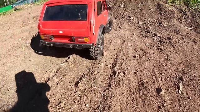 ВАЛЯТСЯ с горы все! ... Пять внедорожников и МОЩНЫЙ ПОДЪЕМ в гору ... RC OFFroad 4x4