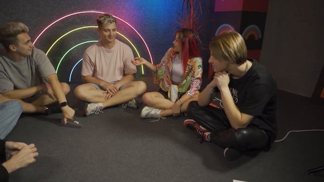 ИГРА В БУТЫЛОЧКУ ЗАШЛА СЛИШКОМ ДАЛЕКО!!!