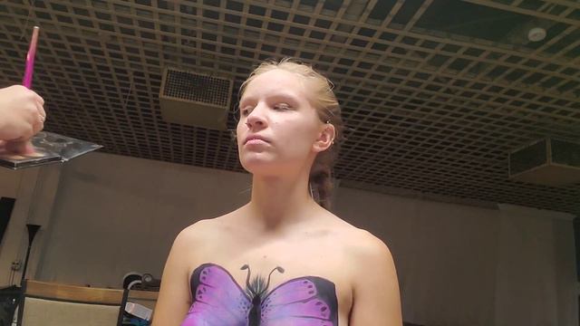 I bodypaint a WISH bodysuit design