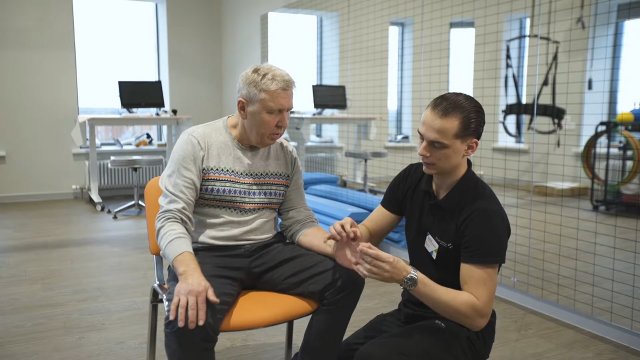 История пациента. Экстренная помощь при инсульте и комплексная реабилитация после инсульта