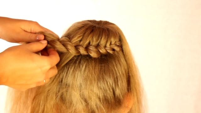 Пучок с бубликом | Прическа для девочек/A beam with a bagel | Hairstyle for girls