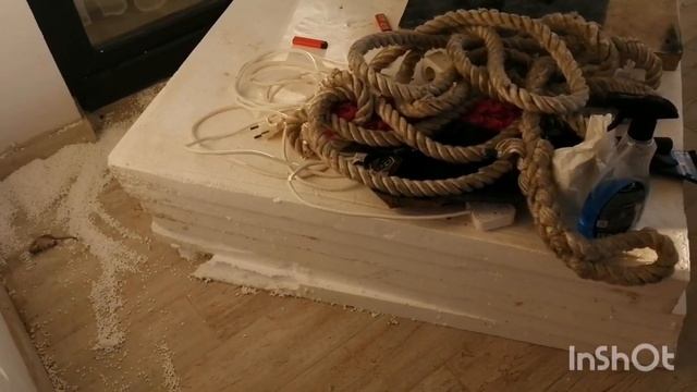 Незванные гости. Обслуживание биосептика. Установили жалюзи.