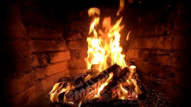 Камин 4К 60fps | #fireplace 2022 | Домашний Камин | Треск горящих дров | 5 часов | Original video