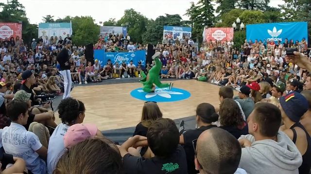 Yalta Summer Jam 2014.Face to Face.Сила и Мощь. Uzi Rock - СУПЕРМЕХАНИЗМ (Dj MistaSweet)