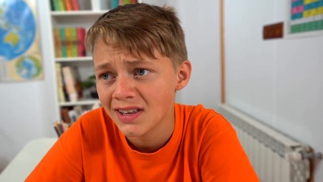 ЕВУ ХОЧЕТ ПРОУЧИТЬ БЫВШАЯ ДЕВУШКА САВЫ! РАЗБОРКИ В ШКОЛЕ!