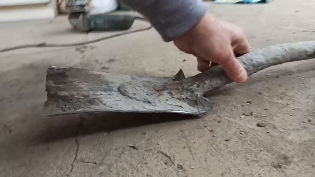 Как бурить лунки мотобуром и бетонировать столбы по уровню. Часть 1- Установка столбов для забора.