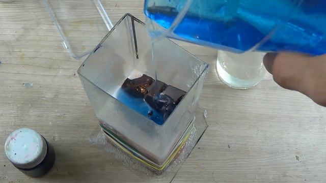 Как сделать лампу ночник из эпоксидной смолы и дерева